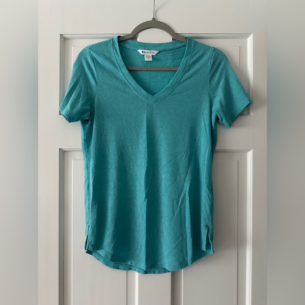 Athleta Breezy Scoop V Tee T-Shirt Gulf Green